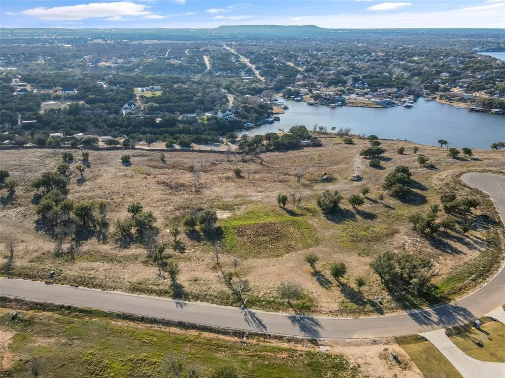 724 Rc Luker Court Granbury, TX 76048