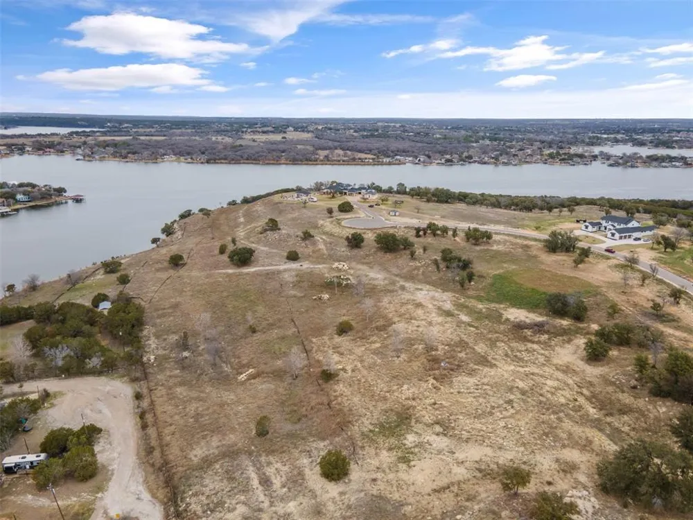 724 Rc Luker Court Granbury, TX 76048