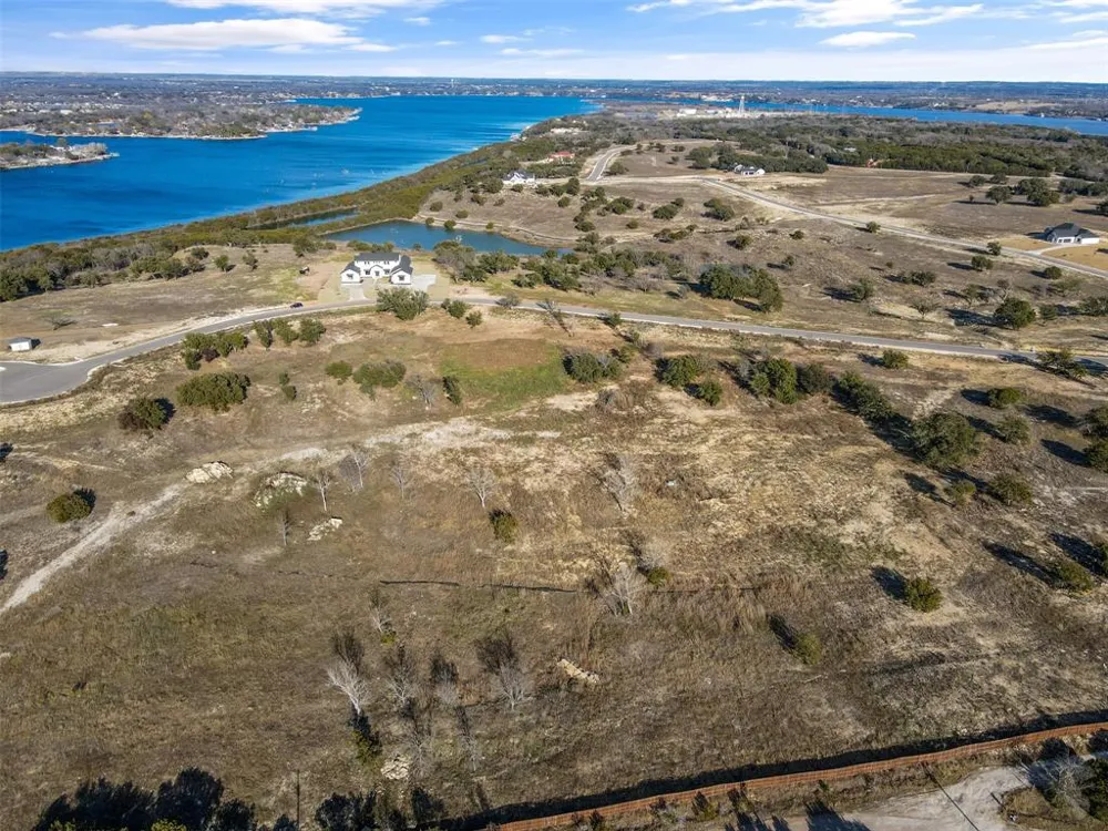 724 Rc Luker Court Granbury, TX 76048