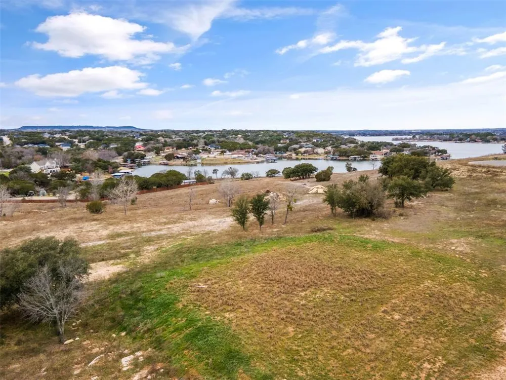 724 Rc Luker Court Granbury, TX 76048