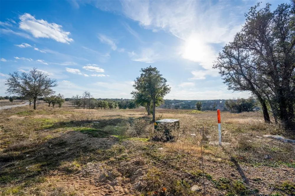 724 Rc Luker Court Granbury, TX 76048