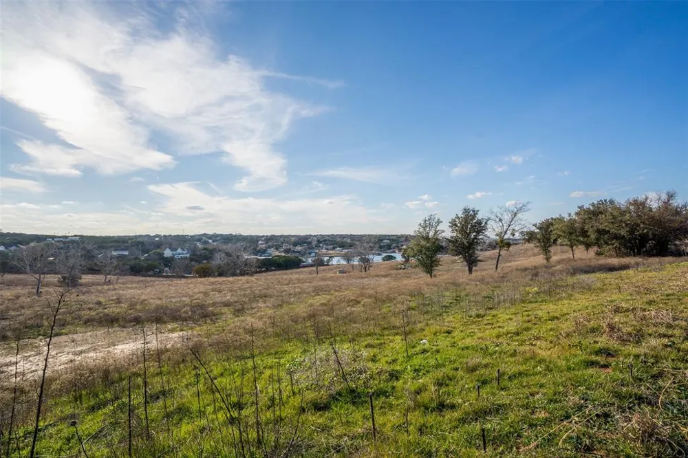 724 Rc Luker Court Granbury, TX 76048