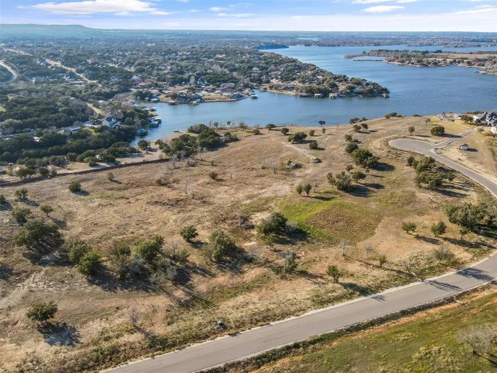 724 Rc Luker Court Granbury, TX 76048