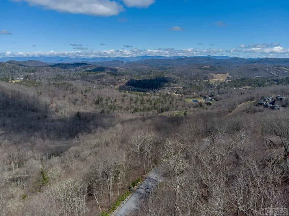 134 Windrush Trail Highlands, NC 28741