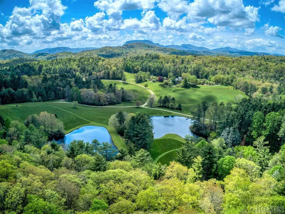 RT-8 Broadwing Cashiers, NC 28717