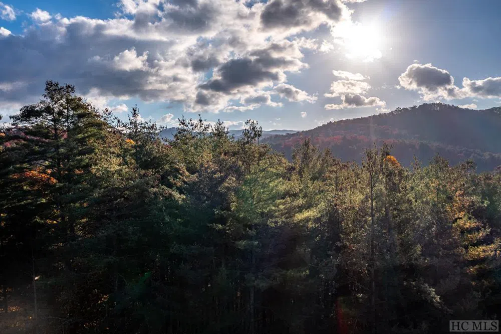 14 Glen Laurel Circle