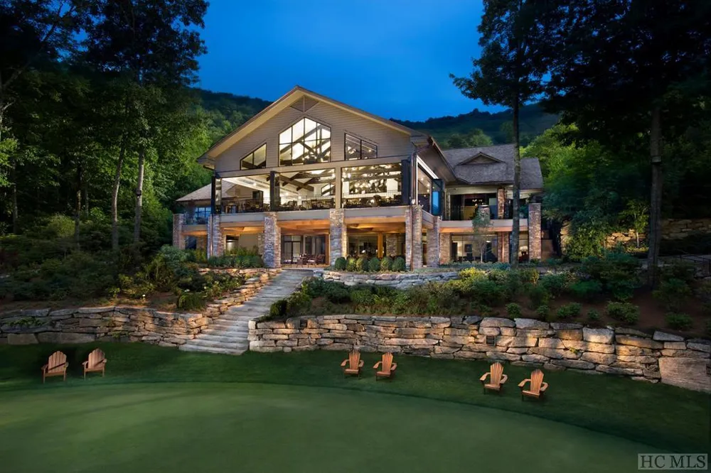 Lot 9 GlenCove Drive Cashiers, NC 28717