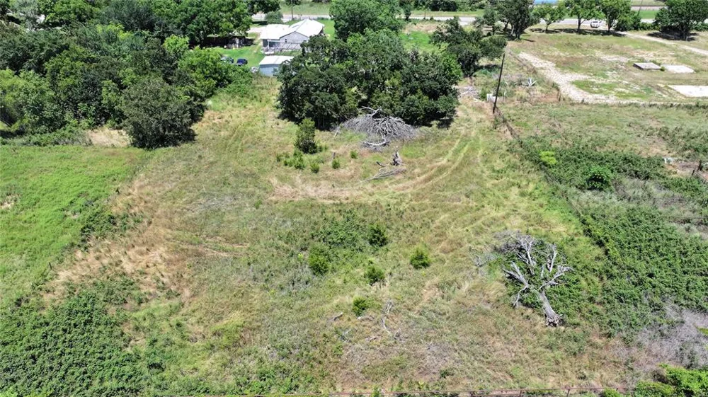 Hwy 101 Bowie, TX 76230