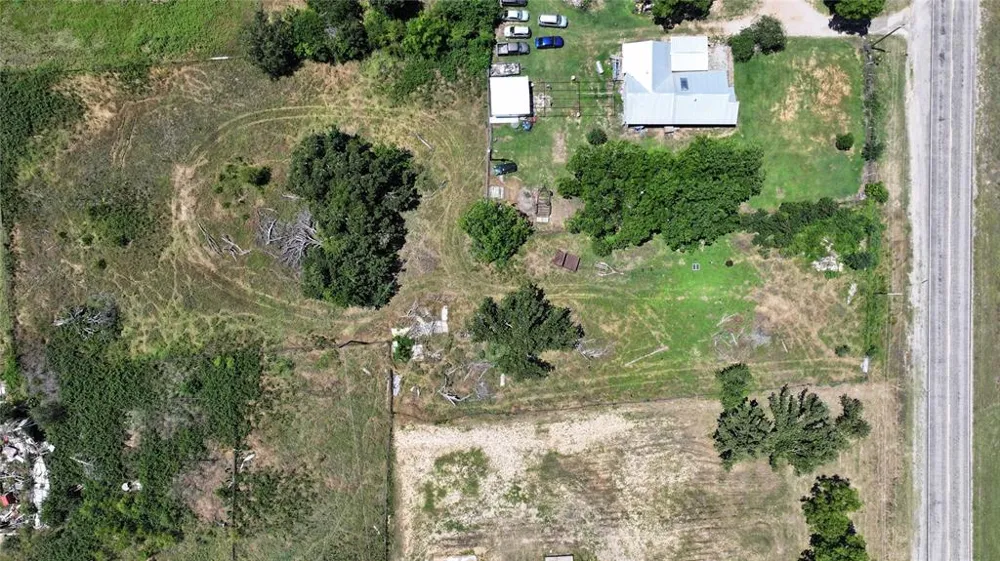 Hwy 101 Bowie, TX 76230