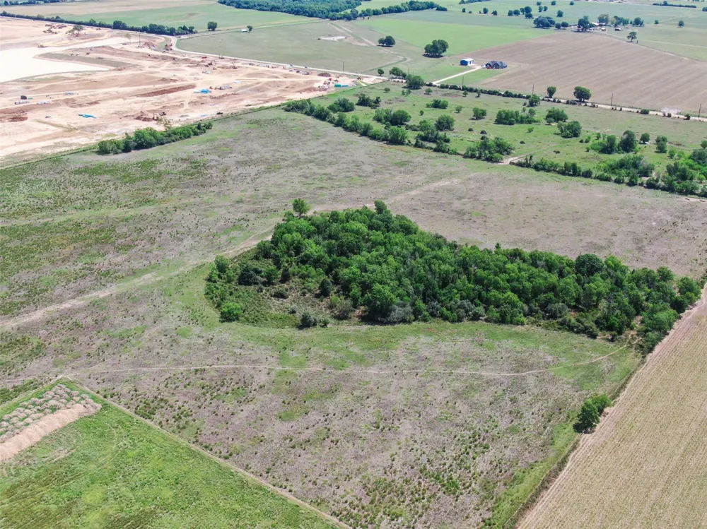 98 Fields Store Road Waller, TX 77484