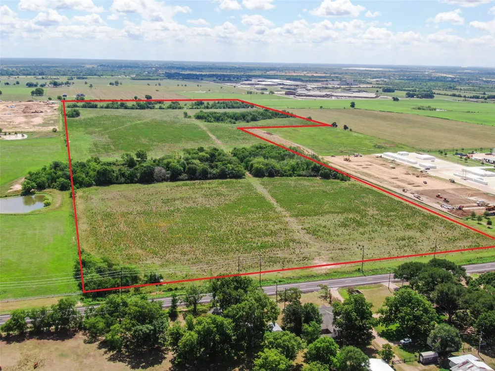 98 Fields Store Road Waller, TX 77484