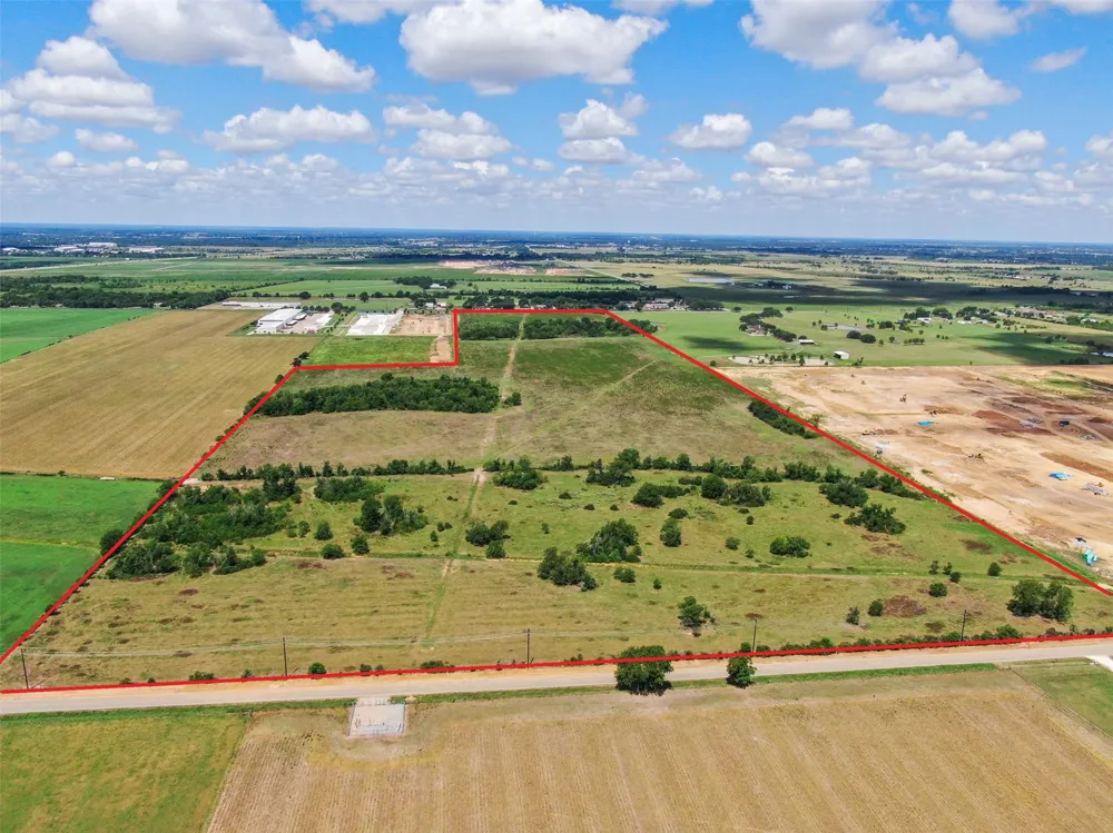 98 Fields Store Road Waller, TX 77484