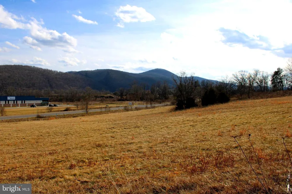 7 MCMULLEN HIGHWAY Cresaptown, MD 21502