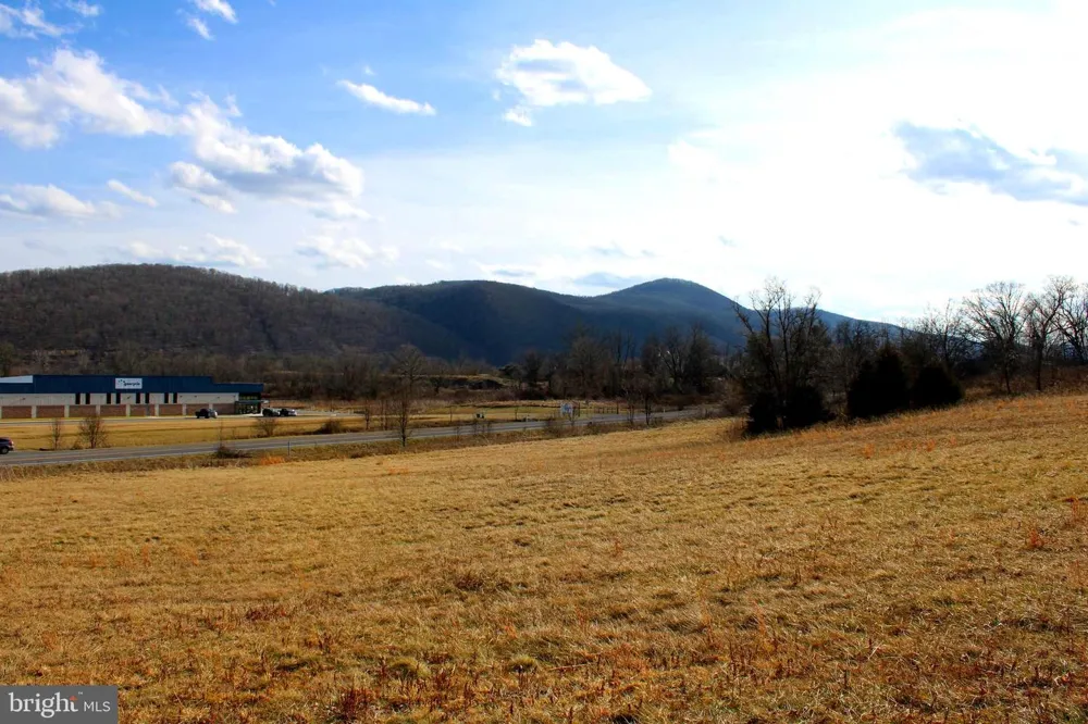 7 MCMULLEN HIGHWAY Cresaptown, MD 21502