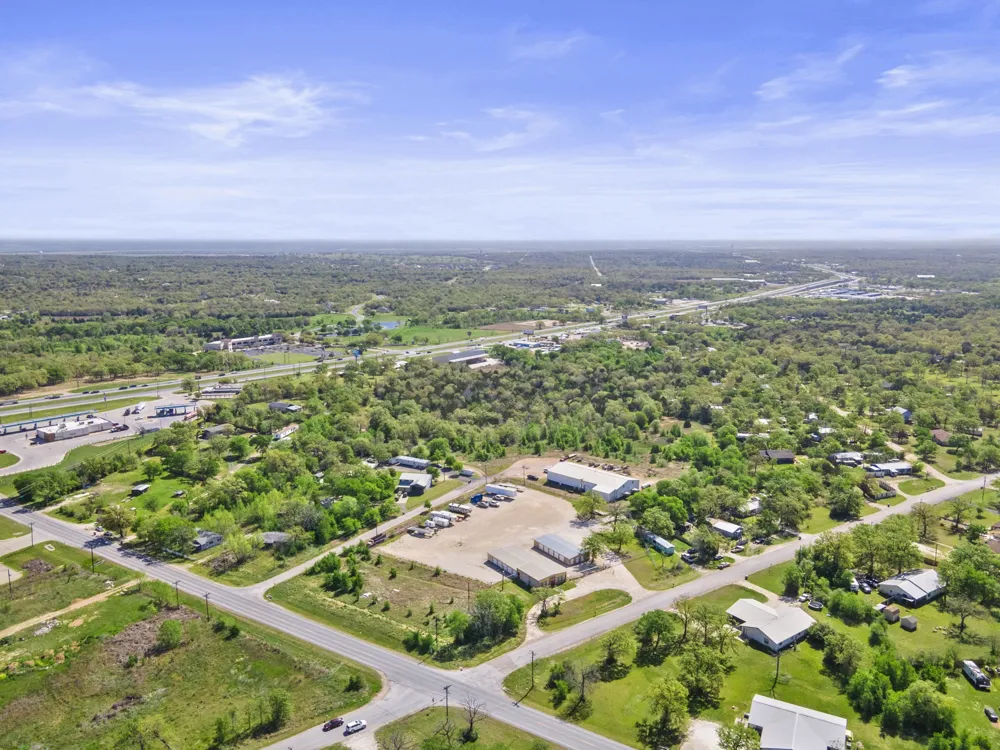 121 James Hoskins Lane Cedar Creek, TX 78612