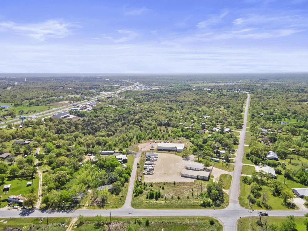 121 James Hoskins Lane Cedar Creek, TX 78612