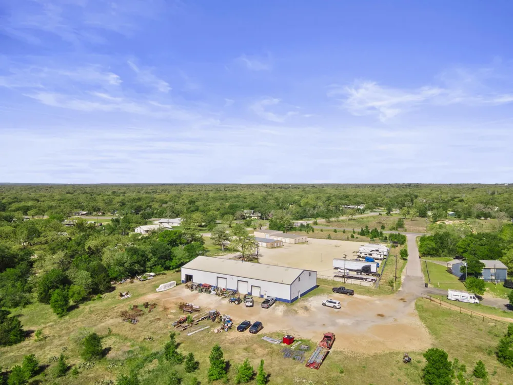 121 James Hoskins Lane Cedar Creek, TX 78612