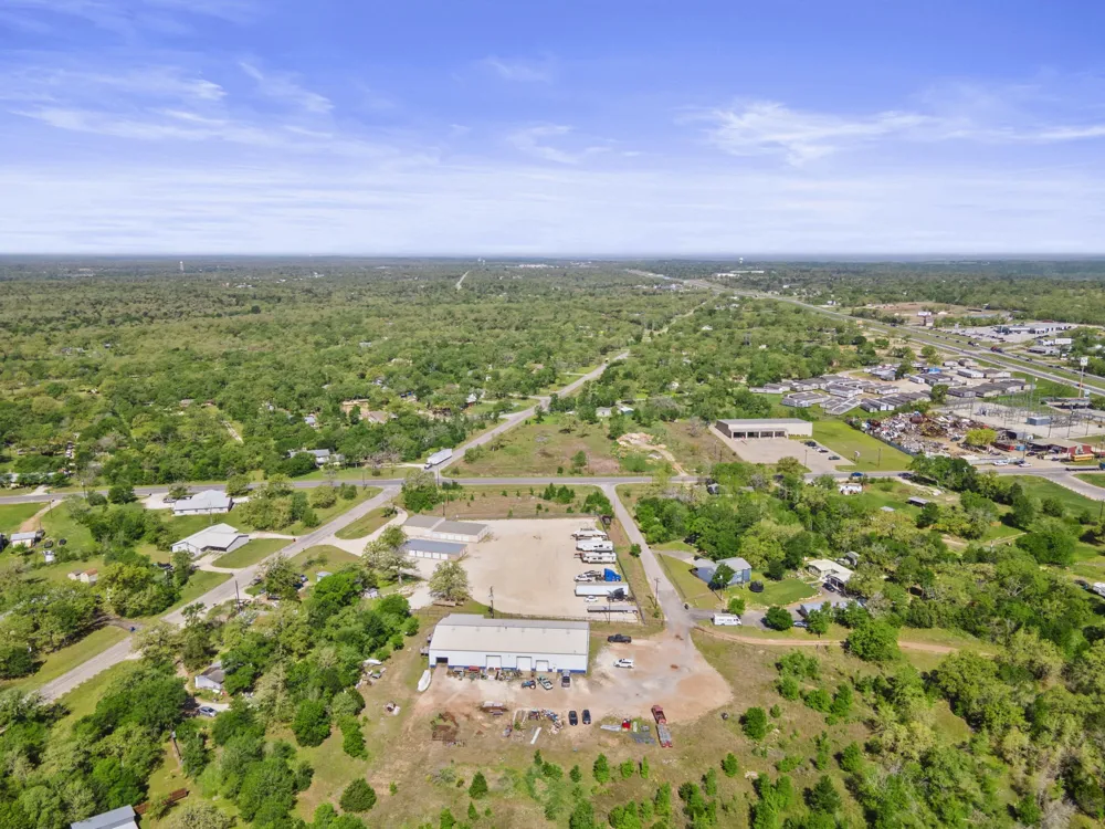 121 James Hoskins Lane Cedar Creek, TX 78612