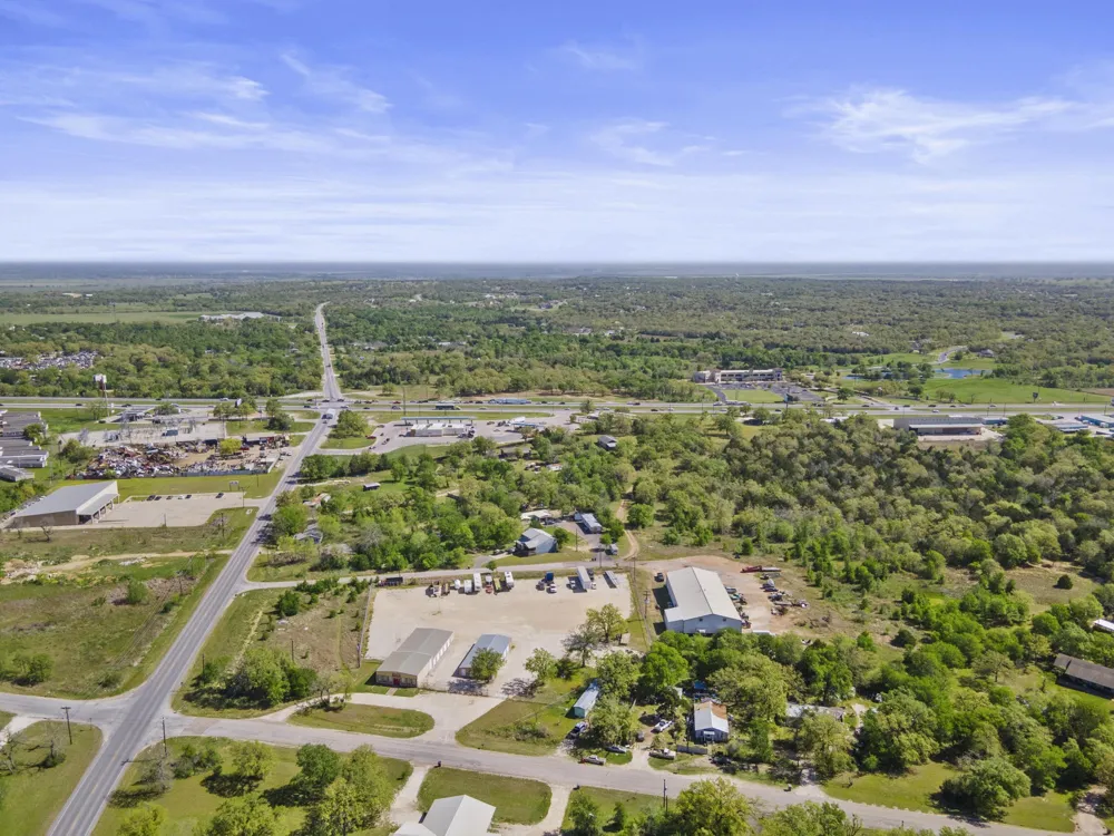 121 James Hoskins Lane Cedar Creek, TX 78612