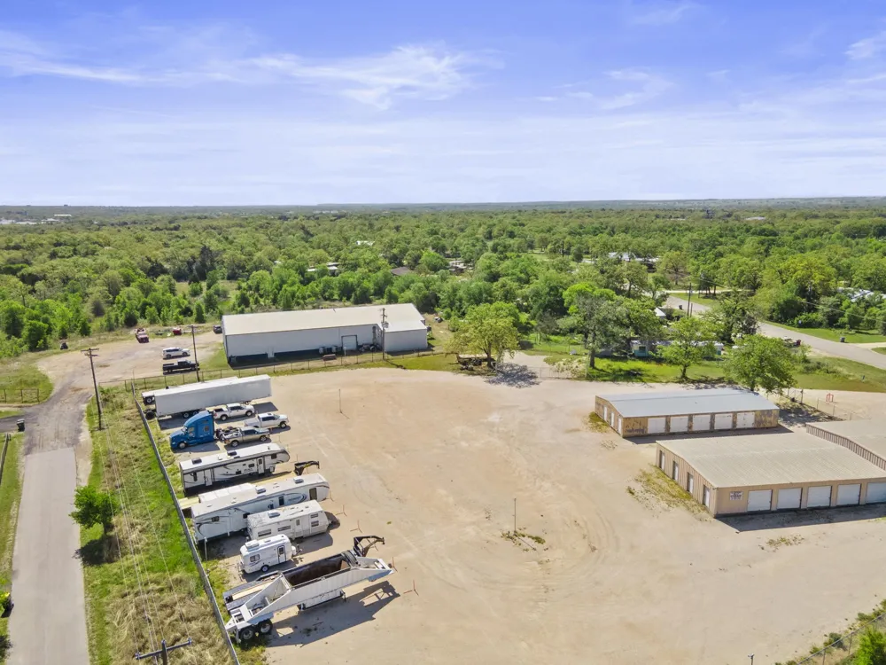 121 James Hoskins Lane Cedar Creek, TX 78612