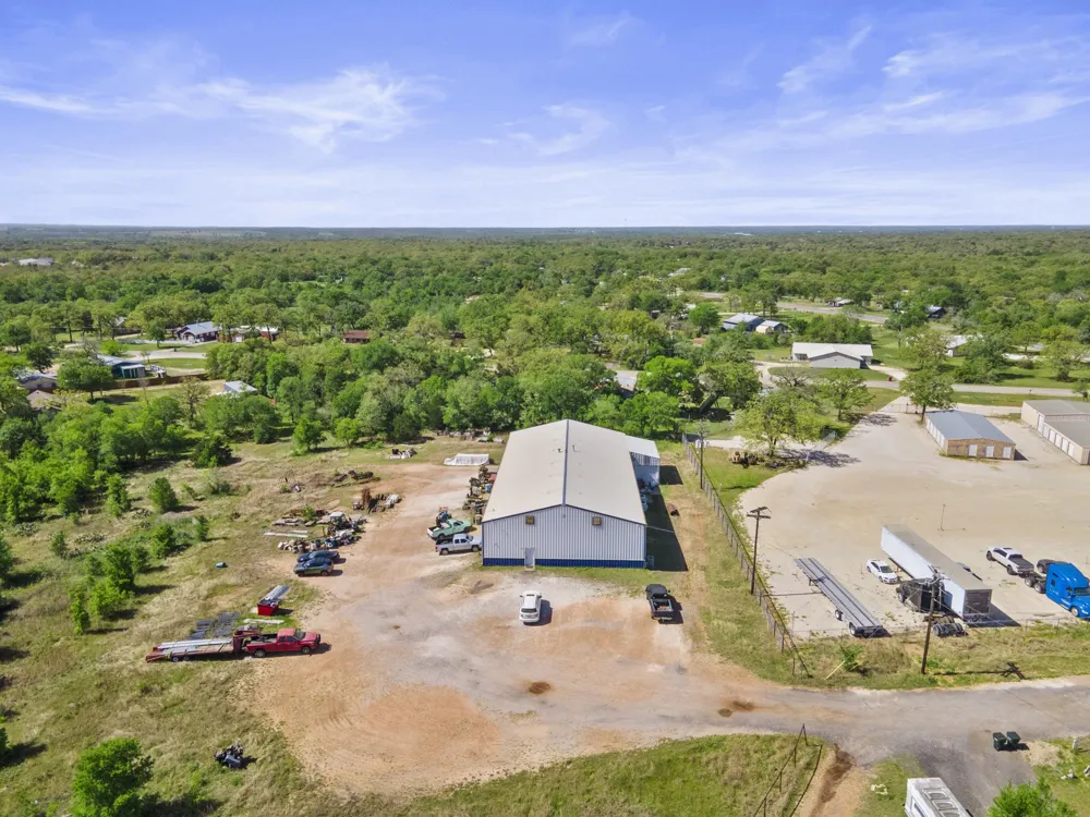 121 James Hoskins Lane Cedar Creek, TX 78612