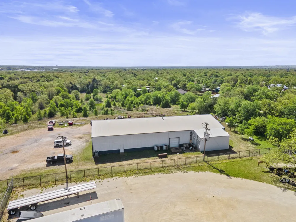 121 James Hoskins Lane Cedar Creek, TX 78612