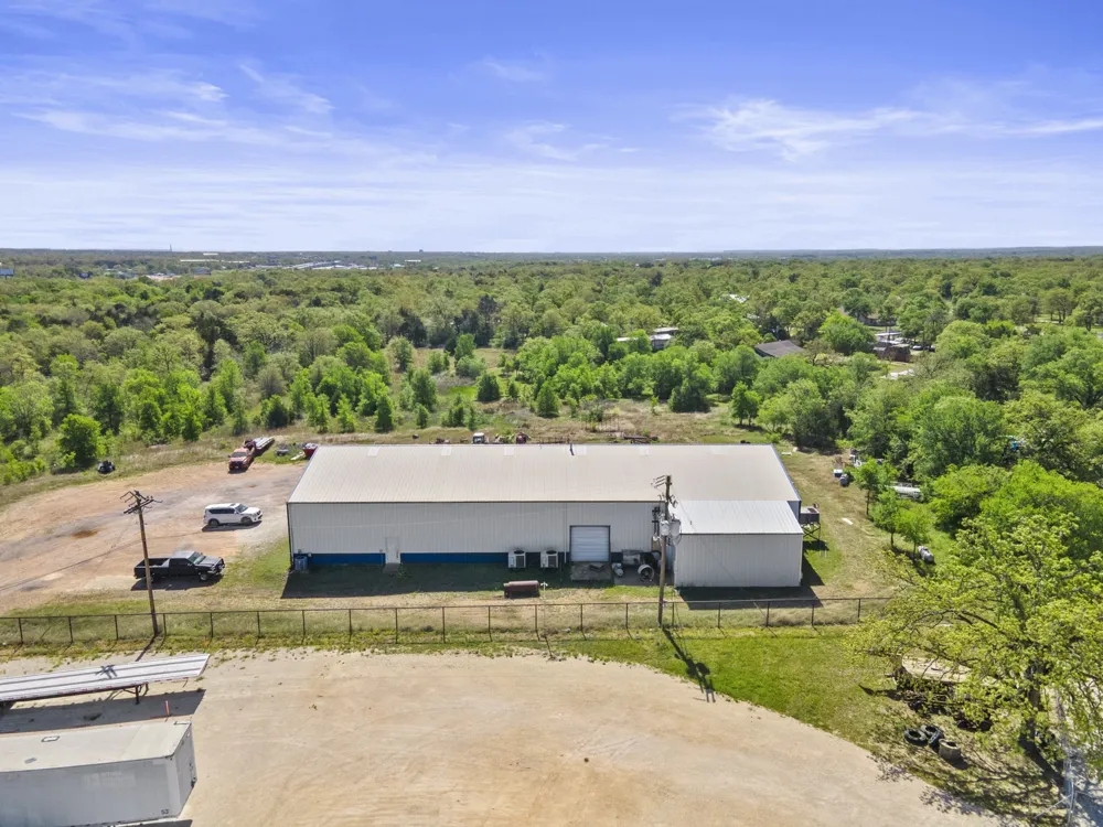 121 James Hoskins Lane Cedar Creek, TX 78612
