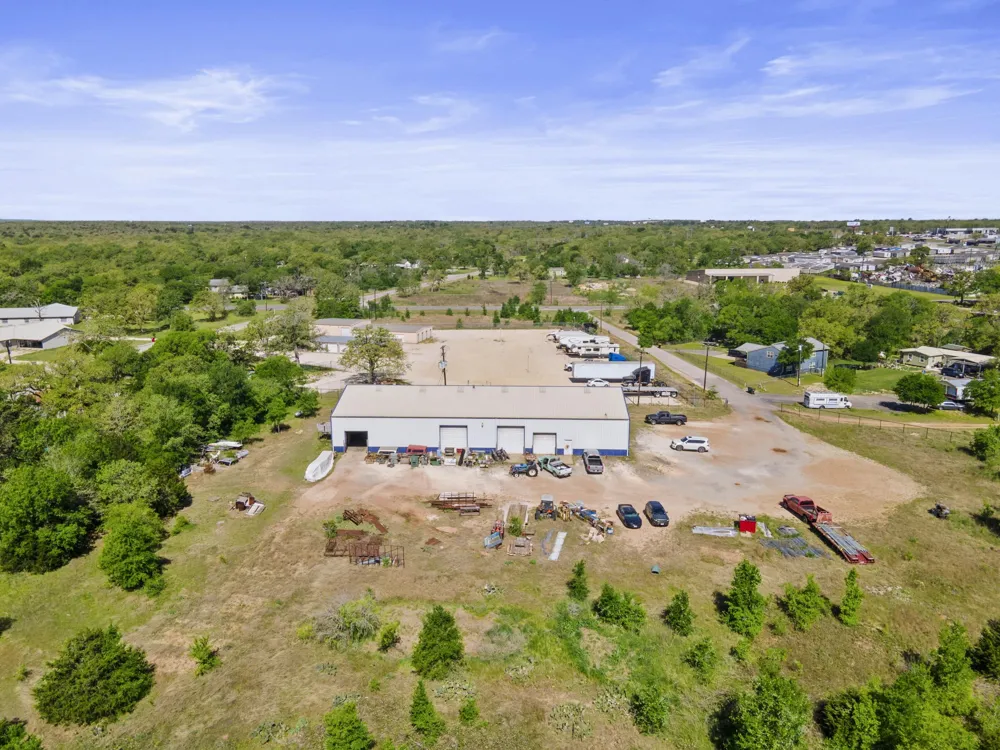 121 James Hoskins Lane Cedar Creek, TX 78612