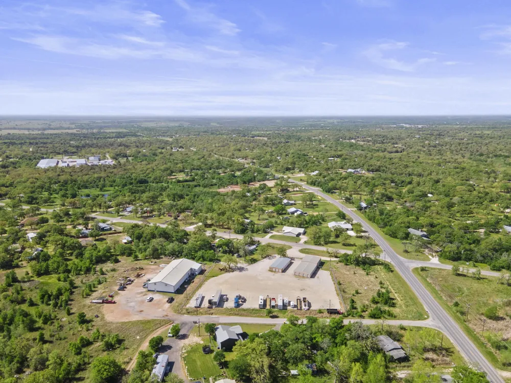 121 James Hoskins Lane Cedar Creek, TX 78612
