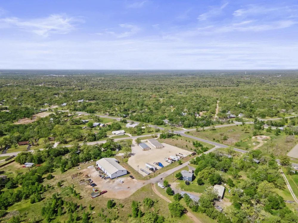 121 James Hoskins Lane Cedar Creek, TX 78612