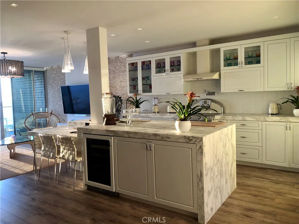 31755 Coast #305 Laguna Beach, CA 92651