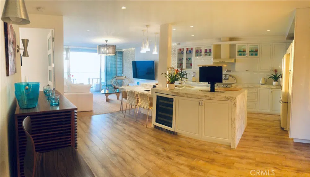31755 Coast #305 Laguna Beach, CA 92651