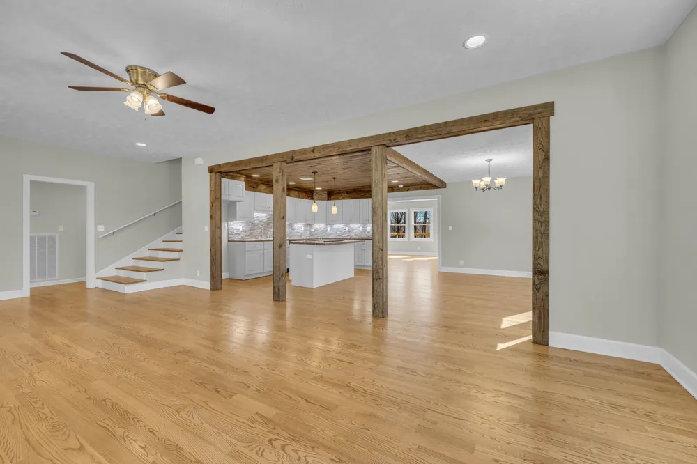 211 Woodmere Dr Hohenwald, TN 38462