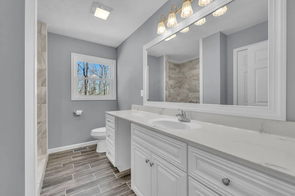 211 Woodmere Dr Hohenwald, TN 38462