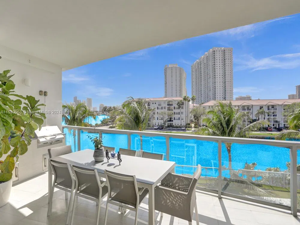 3250 NE 188th St #207 Aventura, FL 33180