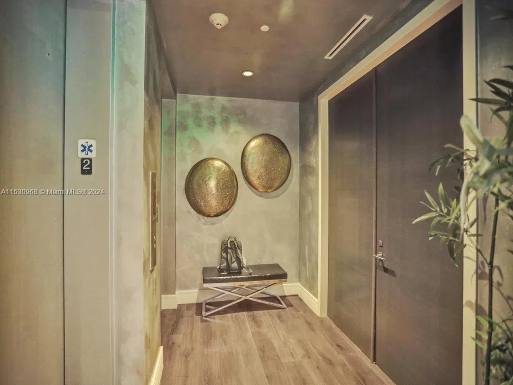 3250 NE 188th St #207 Aventura, FL 33180