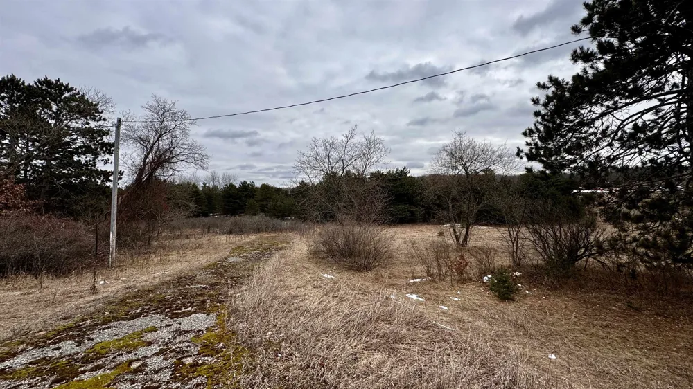 7859 S US-131 Clam Lake Township, MI 49601