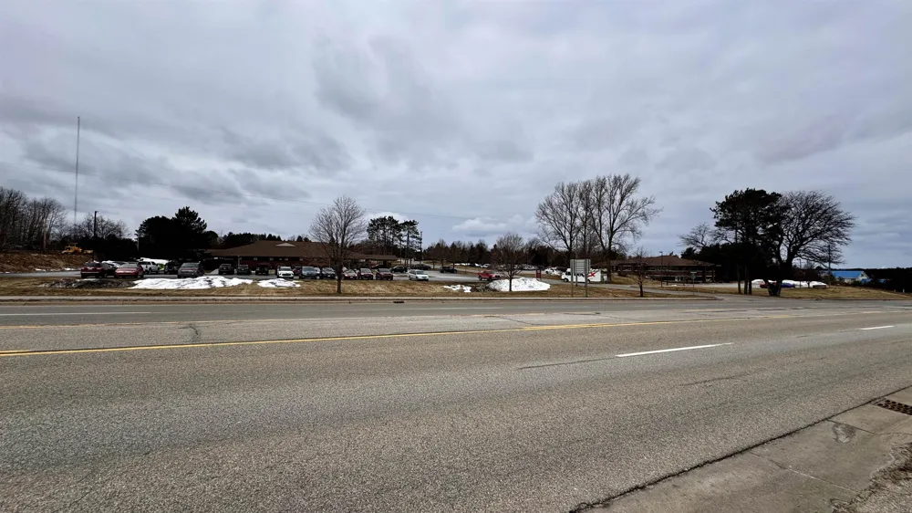 7859 S US-131 Clam Lake Township, MI 49601