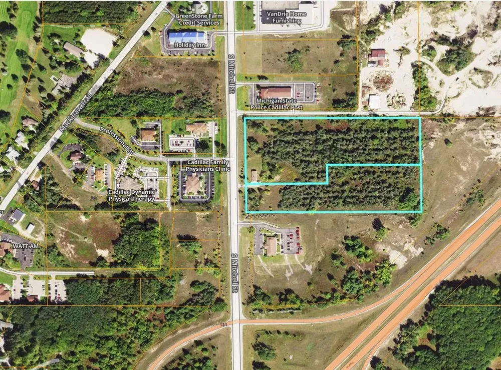 7859 S US-131 Clam Lake Township, MI 49601