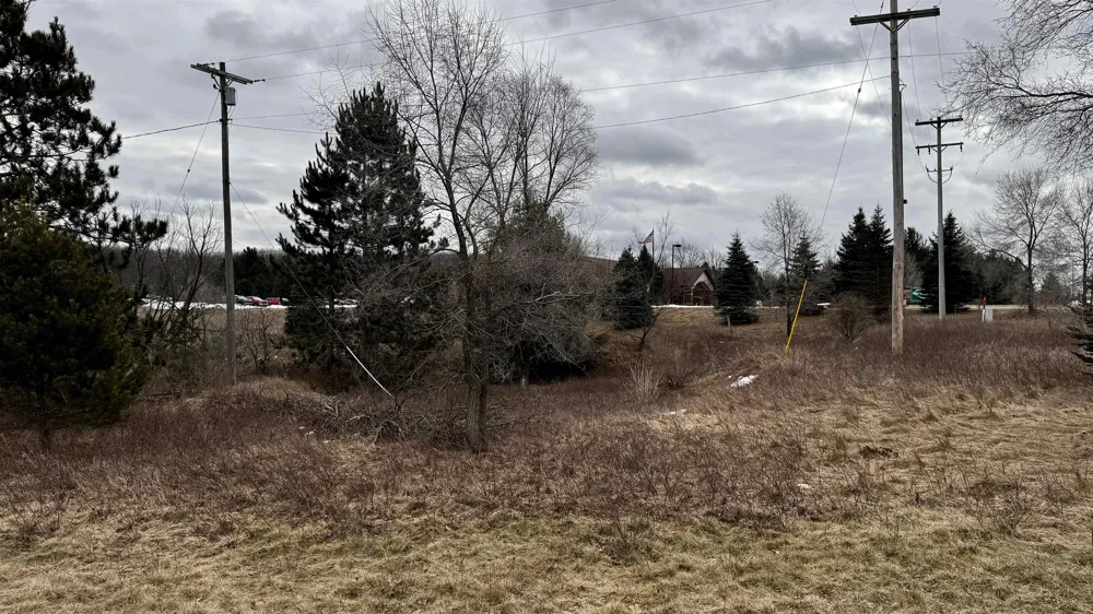 7859 S US-131 Clam Lake Township, MI 49601