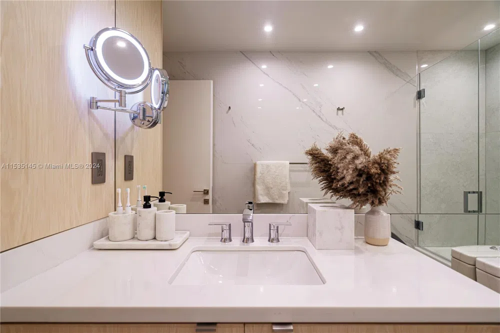 19115 Fisher Island Dr #19115 Miami Beach, FL 33109