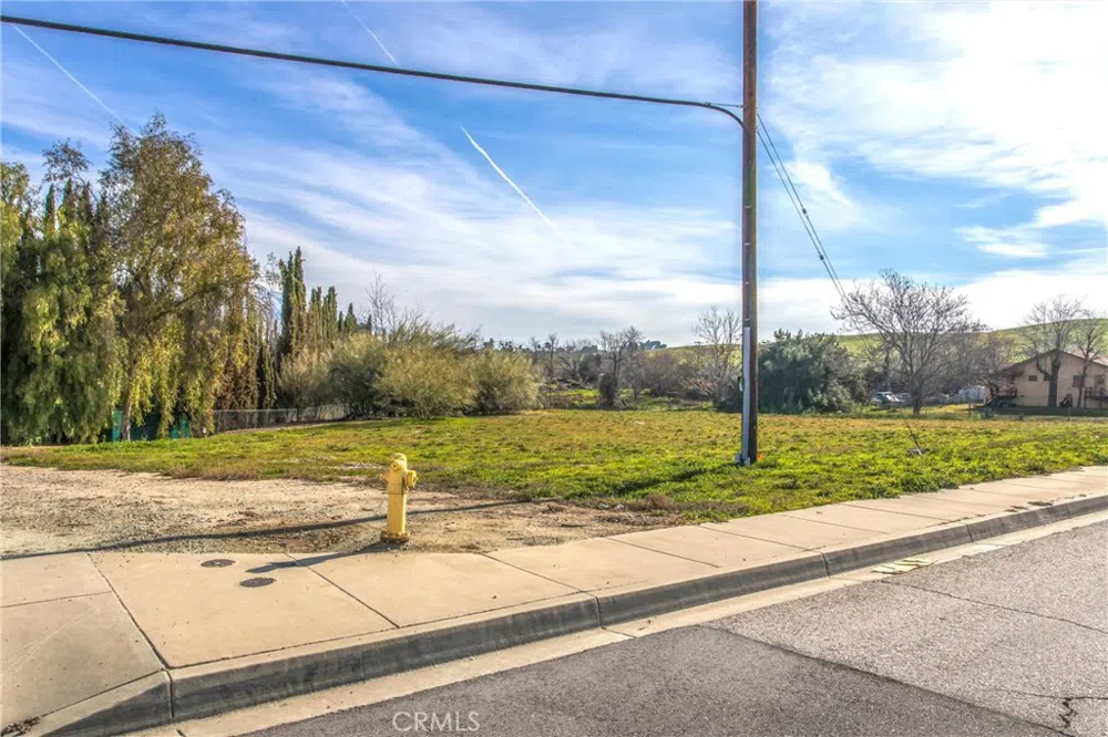 12915 14th Street Yucaipa, CA 92399
