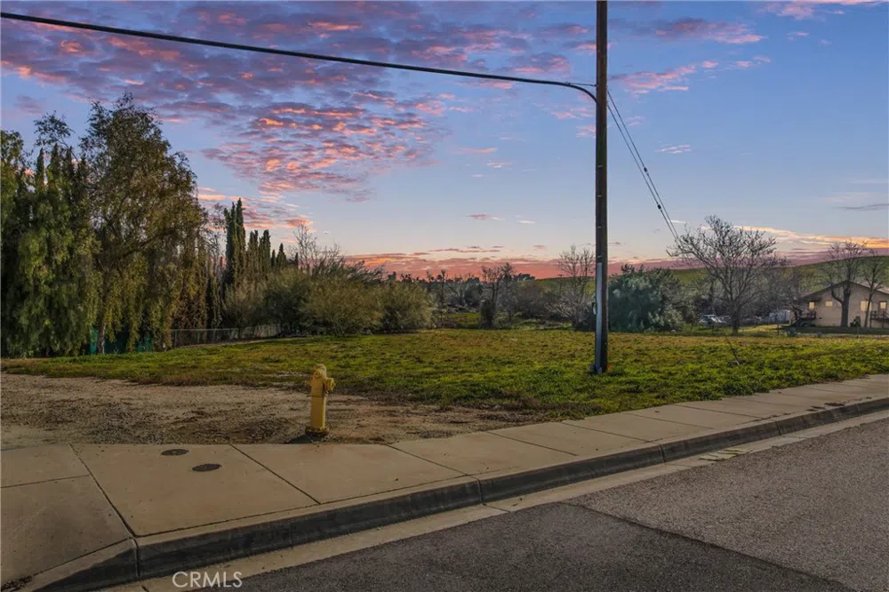 12915 14th Street Yucaipa, CA 92399