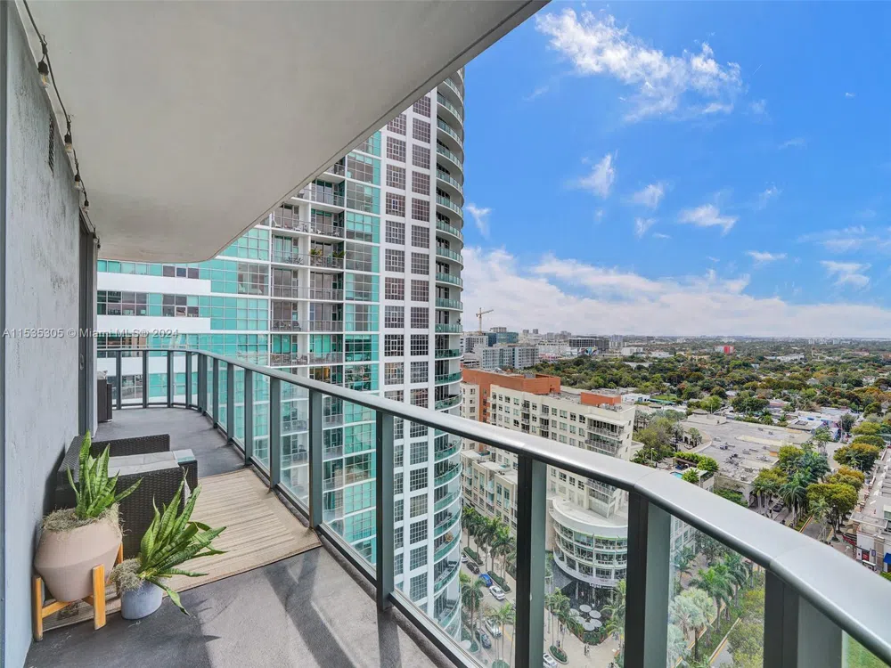 121 NE 34th St #1801 Miami, FL 33137