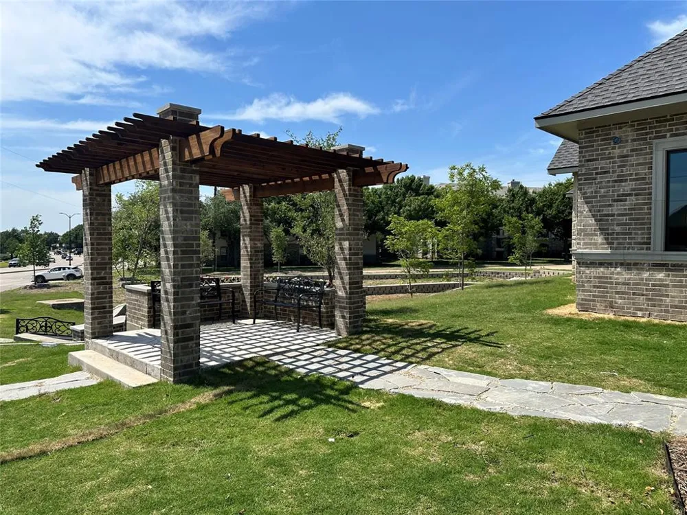 8590 Stonebrook Parkway Frisco, TX 75034