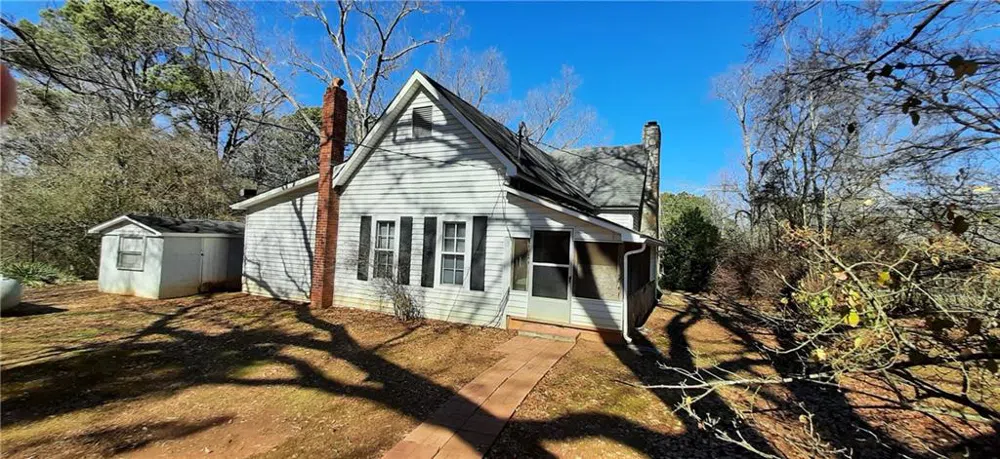 11953 Henderson Mountain Road Fairmount, GA 30139