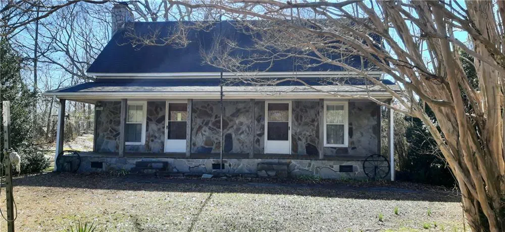 11953 Henderson Mountain Road Fairmount, GA 30139