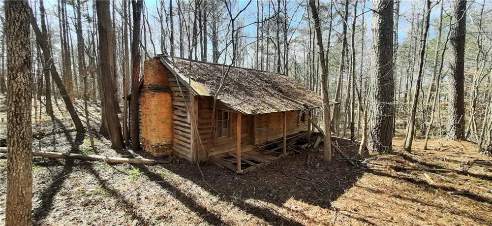 11953 Henderson Mountain Road Fairmount, GA 30139
