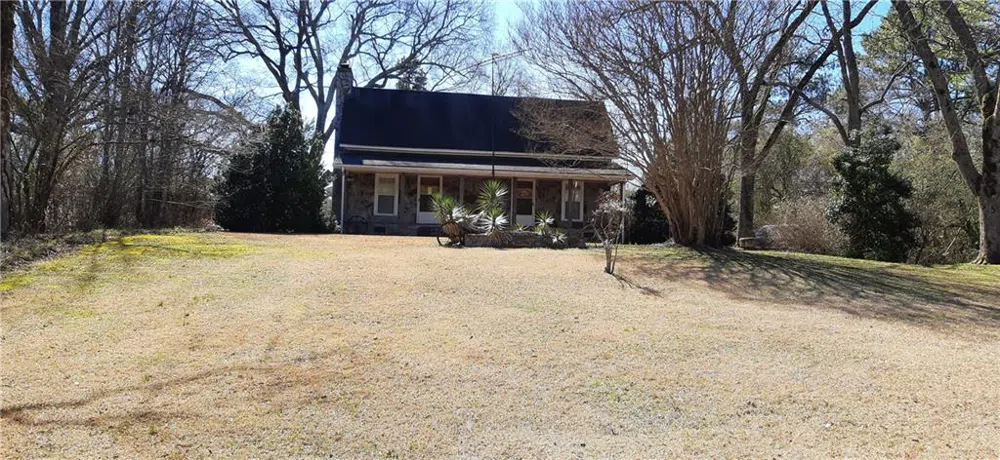 11953 Henderson Mountain Road Fairmount, GA 30139