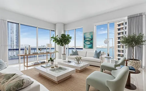 900 Brickell Key Blvd #1002